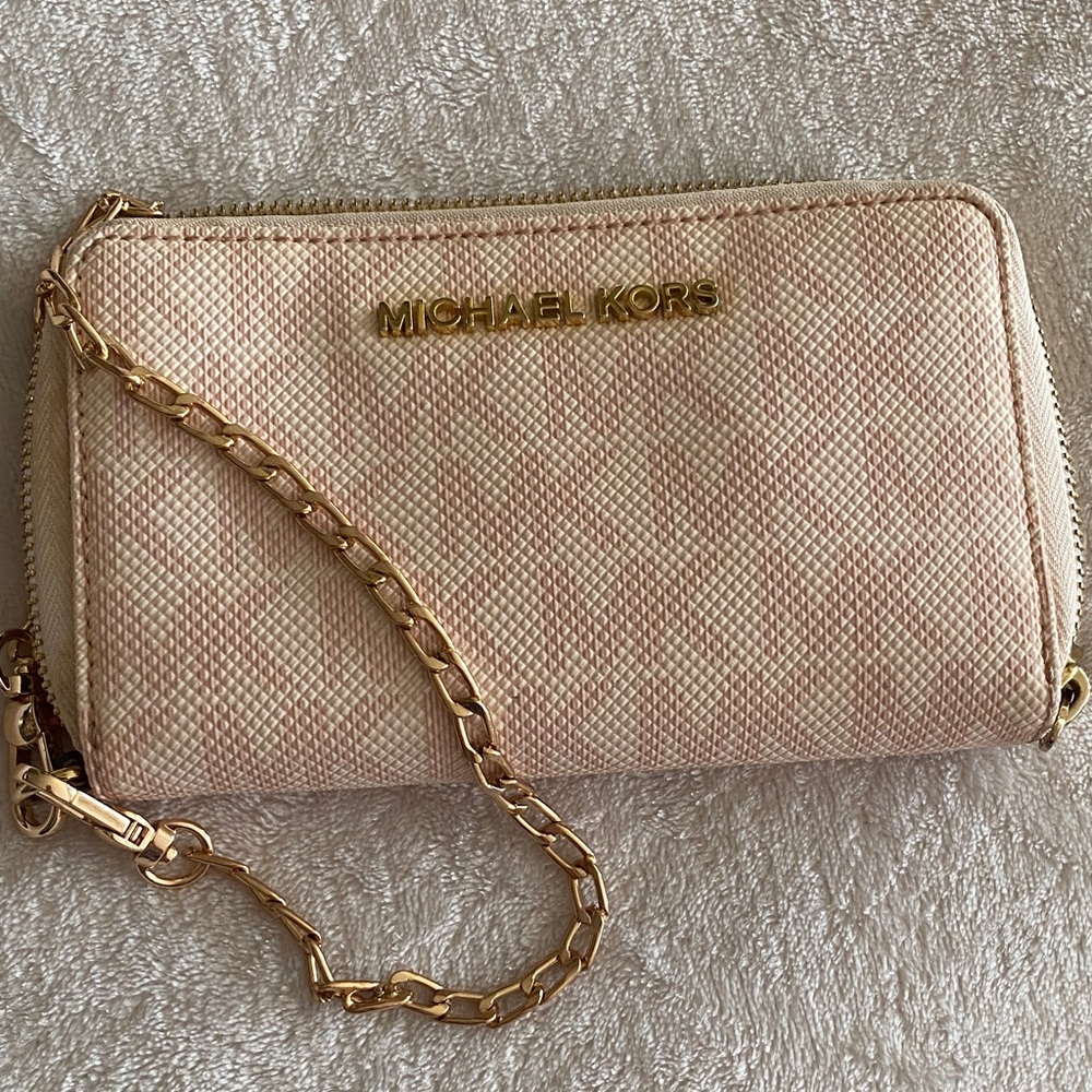 Michael Kors Blush Wallet, clutch with Gold Accents